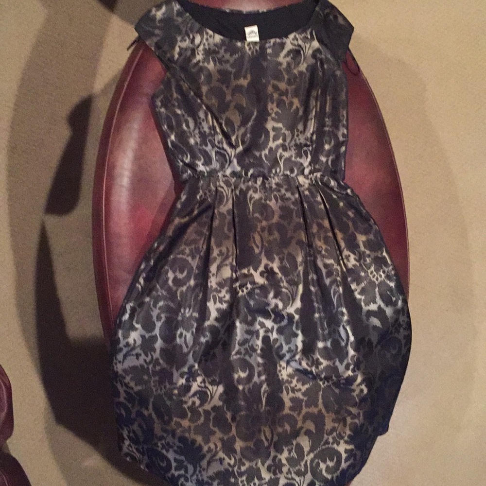 Sangria Tea-length dress